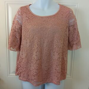Rue Juju 3/4 sleeve lace fully lined blouse